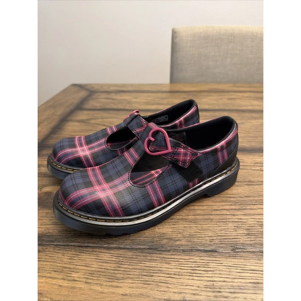 Girl's Dress Shoes Dr. Martens Polley II Mary Jane Women's Size 5 ….S9
